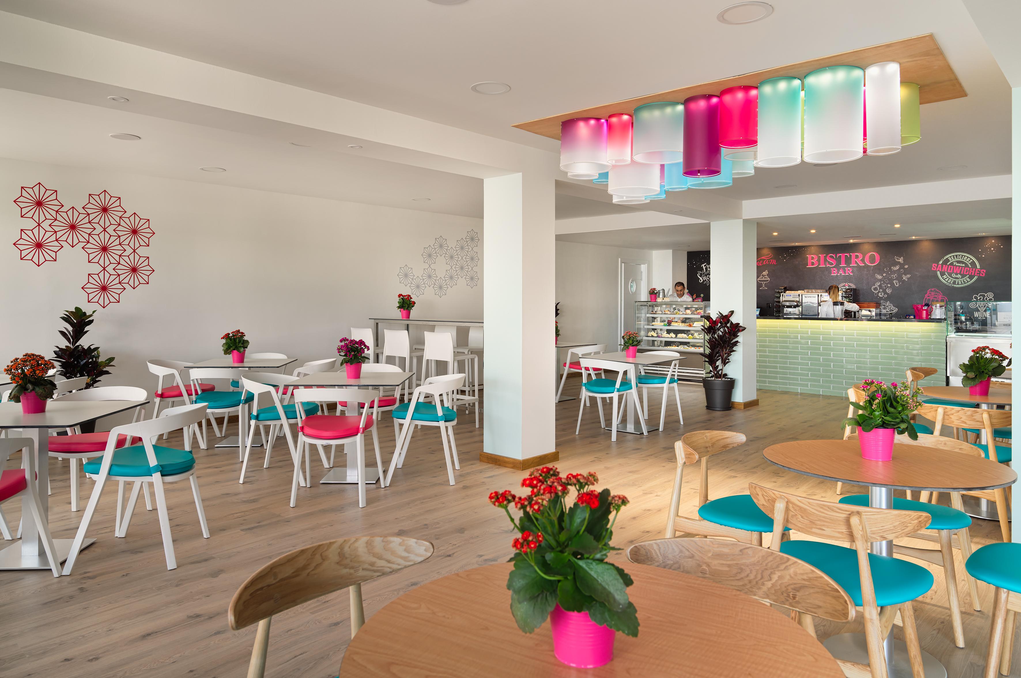 ホテル H10 ルビコン パレス プラヤ・ブランカ エクステリア 写真 The interior of the new restaurant