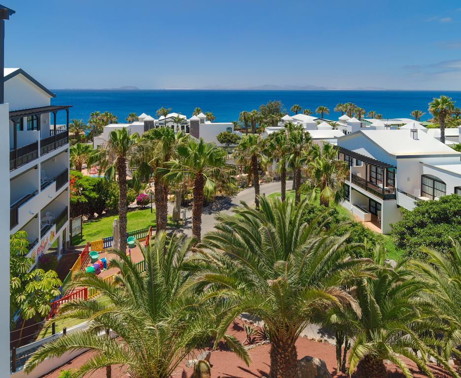 ホテル H10 ルビコン パレス プラヤ・ブランカ エクステリア 写真 View of the resort