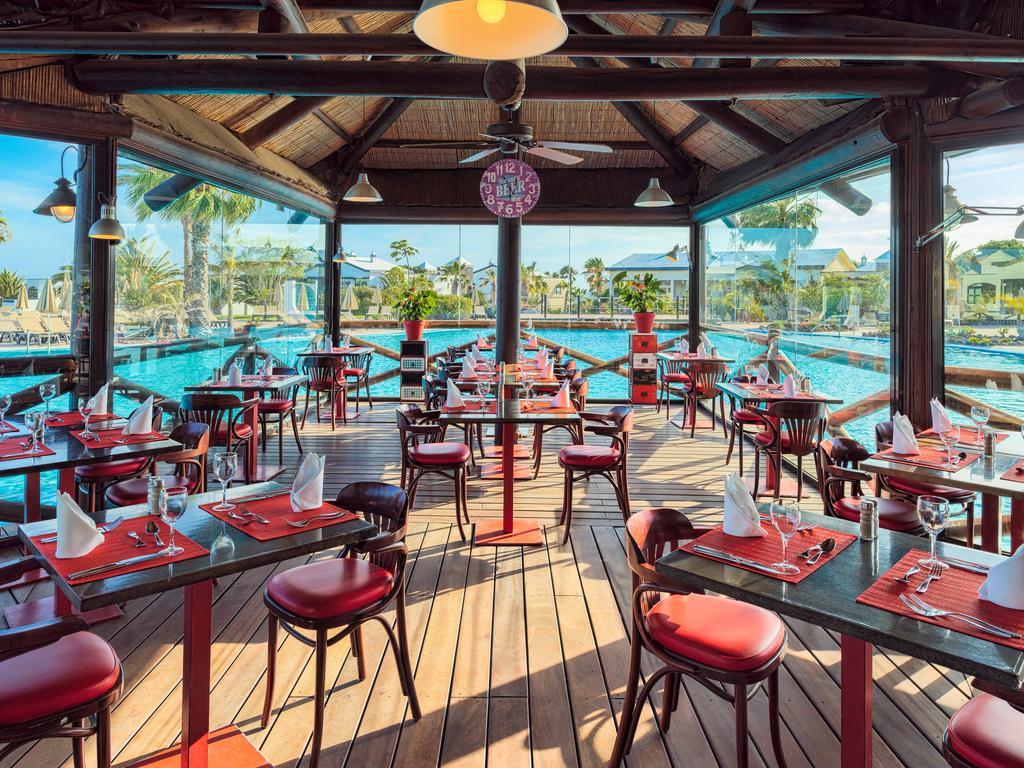 ホテル H10 ルビコン パレス プラヤ・ブランカ エクステリア 写真 The restaurant